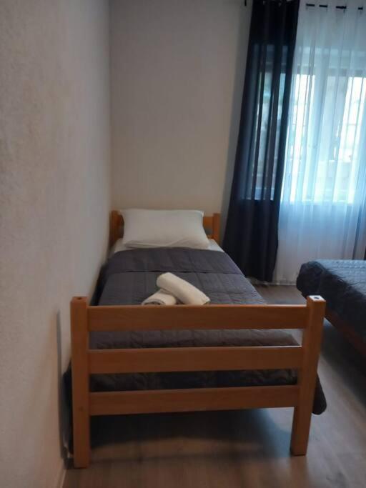 Dora-100m From The Apartment Makarska